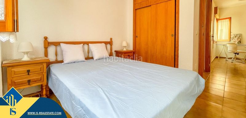 Foto 6b6353ad-9e53-41dc-8cbc-fcebeff43877. Casa amb aparcament a Playa Flamenca Orihuela