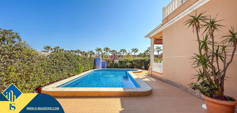 Foto a62ceb45-88f4-443c-bac3-28fe17c9093e. Chalet in Cañada del Molino Torrevieja