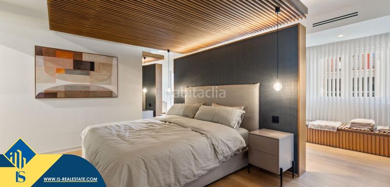 Foto 4c1d9be0-5b4b-40b9-9979-7a2ce3d1ff5e. Pis a Centro - Muelle Pesquero Torrevieja