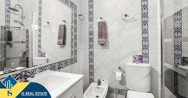 Foto 4612f660-6ca0-40d5-8a6b-fa29f5b7c1b1. Casa amb xemeneia calefacció piscina a Aguas Nuevas Torrevieja