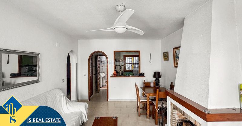 Foto 7d21e583-b103-4caf-a0c3-9b3e34529878. Casa amb xemeneia calefacció piscina a Aguas Nuevas Torrevieja