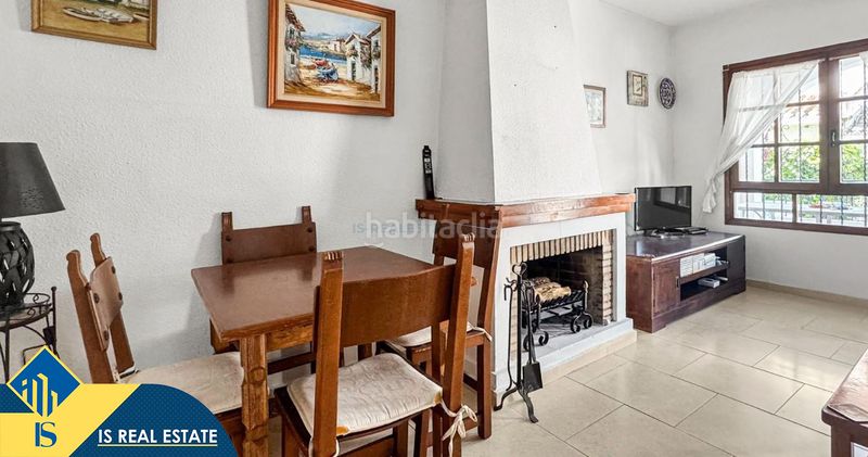 Foto 9a7f05ba-a060-4549-b36e-546aa2c79323. Casa amb xemeneia calefacció piscina a Aguas Nuevas Torrevieja