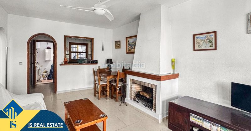 Foto c5889c6f-9a67-4d24-81ee-c8d46296160d. Casa amb xemeneia calefacció piscina a Aguas Nuevas Torrevieja