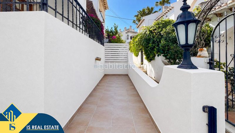 Foto d5f2d4f3-9547-4365-91e2-f99dba03acd2. Casa amb xemeneia calefacció piscina a Aguas Nuevas Torrevieja