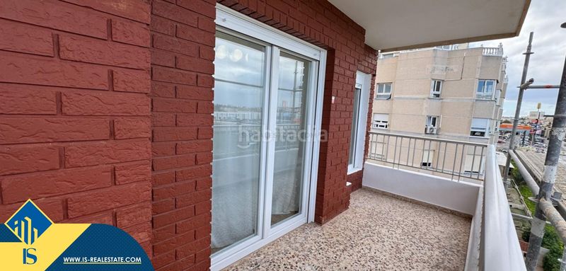 Foto 4e2c0bfe-db41-4681-bce9-65760fb91b33. Pis amb aparcament piscina a Punta Prima Torrevieja