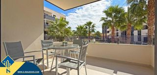 Flat in La Florida. Apartamento con piscina comunitaria, en la provincia de alicante
