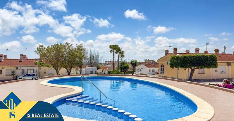 Foto ce7adacc-e2e9-4147-9acd-a3cc91b2fba7. Casa amb calefacció piscina a Doña Pepa Rojales