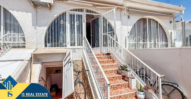 Foto df812577-1c49-44c6-82bf-c50172c51533. Casa amb calefacció piscina a Doña Pepa Rojales