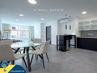 Flat in Zona Playa del Cura. Apartamento reformado con piscina comunitaria, en la provincia d