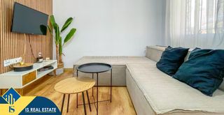 Casa a schiera in La Zenia. Casa con piscina comunitaria, en la provincia de alicante, en la