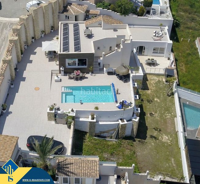 Foto d45b7703-89a5-446e-947f-fb0d15c24dc0. Xalet amb piscina a La Marquesa Rojales