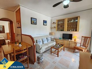 Apartment in Avenida Habaneras - Curva de Palangre. Apartamento con piscina comunitaria, en la provincia de alicante