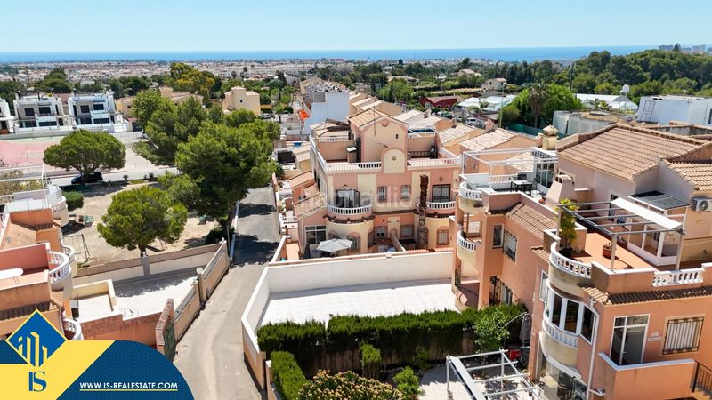 Foto 88c336ea-c61d-4b7f-818b-965e8d01f73d. Pis amb piscina a Lomas de Cabo Roig - Los Dolses Orihuela