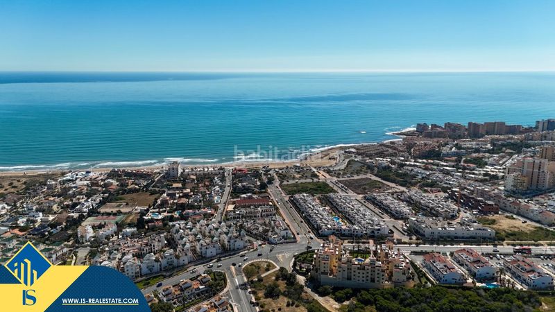 Foto bd574e5d-7bc2-4015-b0d7-82047a766e19. Àtic amb aparcament piscina a Gaspar Perelló Torrevieja