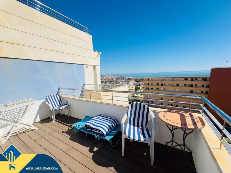 Foto e22138b6-7990-448e-8248-b26c38f9383f. Àtic amb aparcament piscina a Gaspar Perelló Torrevieja
