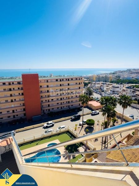 Foto ed790138-8188-4694-8446-e223bfbb4cf9. Àtic amb aparcament piscina a Gaspar Perelló Torrevieja
