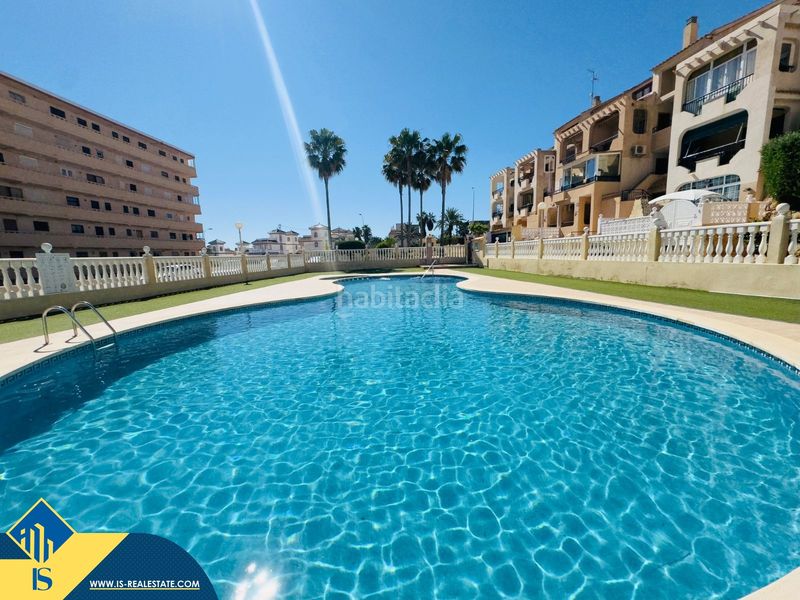 Foto ff7430c5-ae31-4d39-b38e-82b2b0d7d845. Àtic amb aparcament piscina a Gaspar Perelló Torrevieja