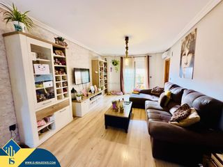 Piso en Centro - Muelle Pesquero. Apartamento con terraza, en la provincia de alicante, en la ciud