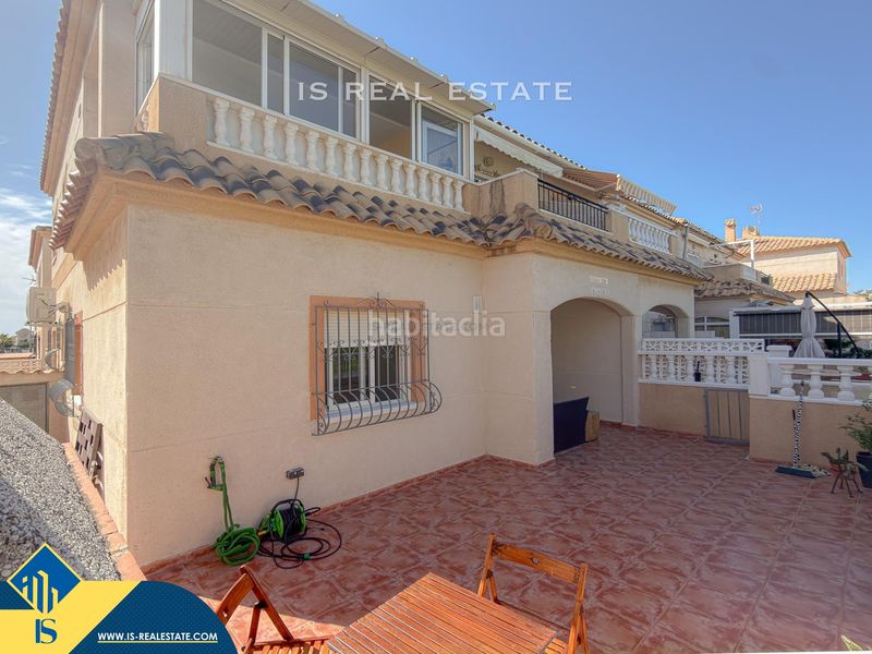 Foto 6a5f3d1d-3022-43fa-8486-b42a337a9ca4. Casa amb aparcament piscina a Aguas Nuevas Torrevieja