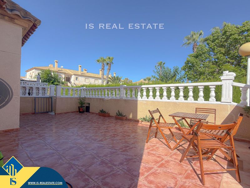 Foto dbcbc3cf-c2ef-424d-ae1c-34e814862c7f. Casa amb aparcament piscina a Aguas Nuevas Torrevieja