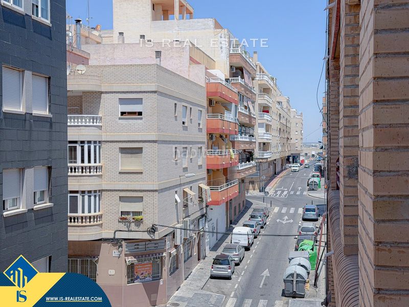 Foto 0fd28b26-4db7-4f6c-a38b-e23108ed2595. Pis a El Molino Torrevieja