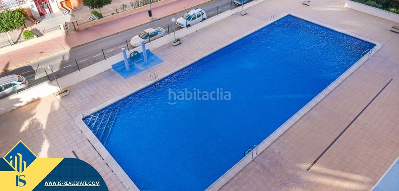 Foto 540fd3cc-90e0-4ebf-8cb3-f5dc96451e32. Àtic amb piscina a Punta Prima Torrevieja