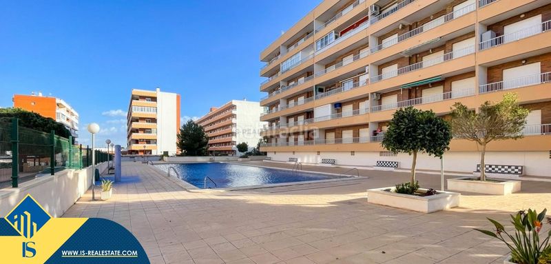 Foto 8bfd6ccc-3e2b-44db-ad21-9863e3c22754. Àtic amb piscina a Punta Prima Torrevieja