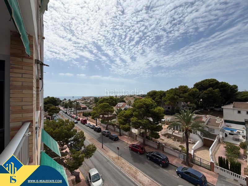 Foto be2ba084-fe41-4539-ae6c-bddd5fdda2c1. Pis amb aparcament a La Zenia Orihuela