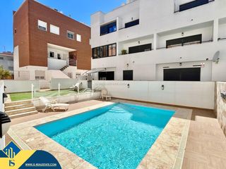 Chalet en Las Viñas. Villa con piscina privada, en la provincia de alicante, en la lo