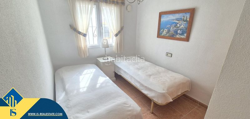Foto 1524844e-a6d5-4ac1-868d-bc2ca4dbeefa. Casa amb piscina a Los Balcones y los Altos Orihuela