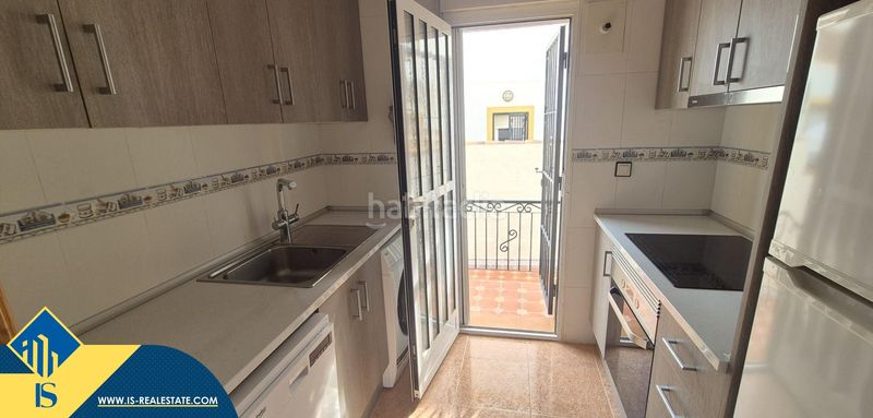 Foto 36fda89d-30c5-4338-ad00-e77553c95f11. Casa amb piscina a Los Balcones y los Altos Orihuela