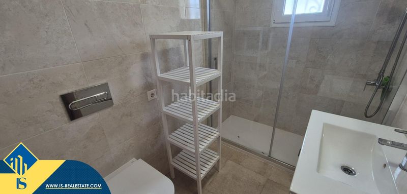 Foto 503c7c04-3040-49ae-bf34-824d1bf22b11. Casa amb piscina a Los Balcones y los Altos Orihuela