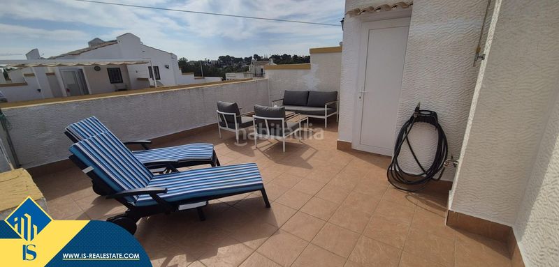 Foto db7e2330-1270-4034-9b00-a56e63337d69. Casa amb piscina a Los Balcones y los Altos Orihuela
