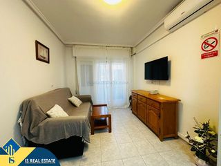 Affitto Piccolo appartamento in El Molino. Apartamento con piscina compartida, en la provincia de alicante,