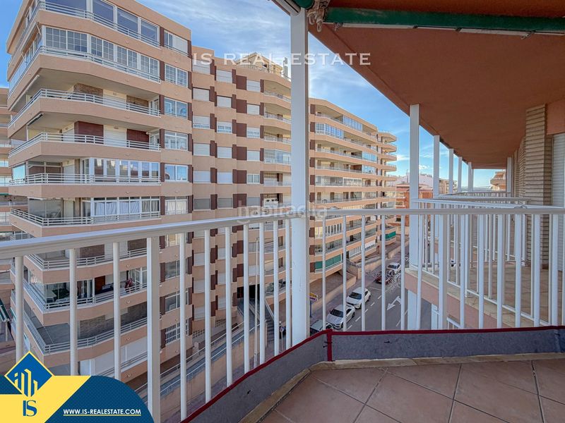 Foto 44826329-f83d-4052-8de9-cd8881085ec1. Àtic a Gaspar Perelló Torrevieja