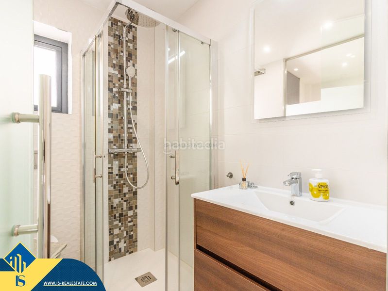 Foto 404c51d3-05d3-4dcb-a104-023851f88c03. Chalet villa con piscina privada, en la provincia de alicante, , en la localidad de ciudad quesada. 3 habitaciones | 104 m² | a en Rojales