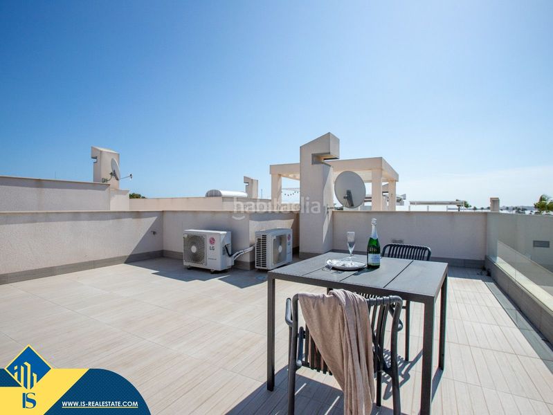 Foto 9b259eec-34c7-4486-bde9-67fbac2b4ecf. Chalet villa con piscina privada, en la provincia de alicante, , en la localidad de ciudad quesada. 3 habitaciones | 104 m² | a en Rojales
