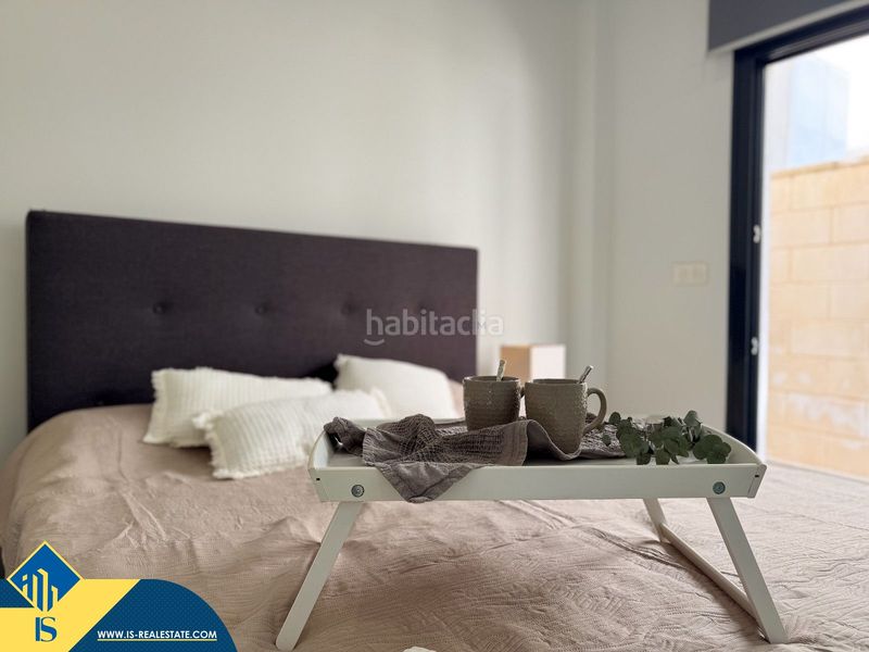 Foto a1f8a3be-072f-43fb-9d1e-b8be891d32c4. Chalet villa con piscina privada, en la provincia de alicante, , en la localidad de ciudad quesada. 3 habitaciones | 104 m² | a en Rojales
