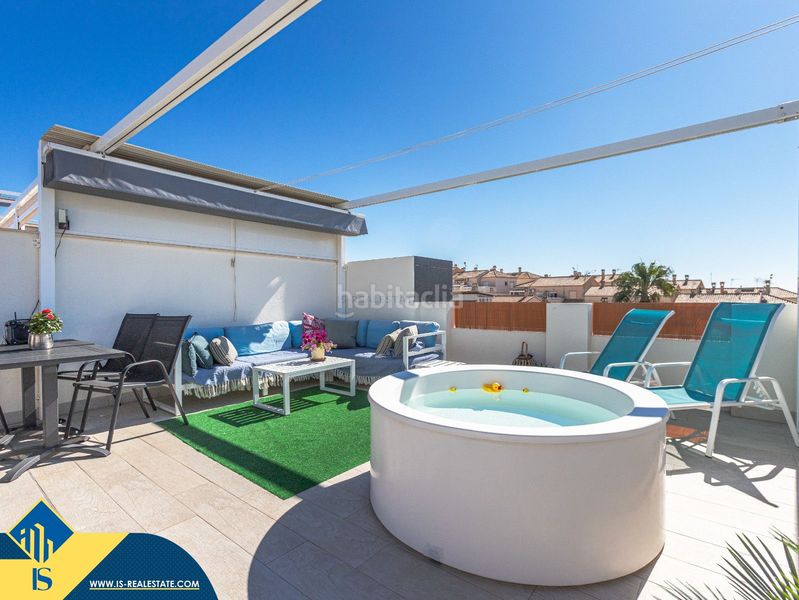 Foto d54b4c9e-3f7b-4dfb-a554-68968569a4d6. Casa amb piscina a La Florida Orihuela