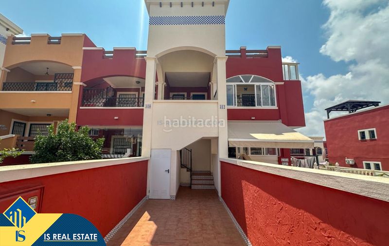 Foto a4cefe19-6d9b-4d55-8570-842e8248ee0b. Casa amb calefacció piscina a La Florida Orihuela