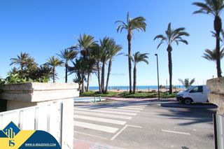 Lloguer Xalet a Aguamarina. Villa con terraza, en la provincia de alicante, en orihuela cost