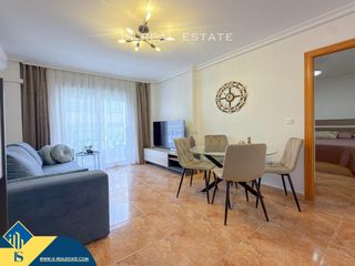 Pis a Parque de las Naciones. Apartamento con terraza, en la provincia de alicante, en la ciud