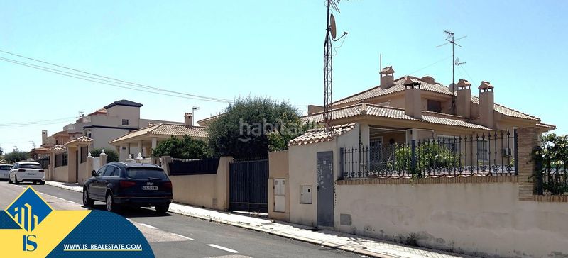 Foto 33d19c3b-811a-46d4-8df4-60f6271c4315. Casa amb aparcament a Aguas Nuevas Torrevieja
