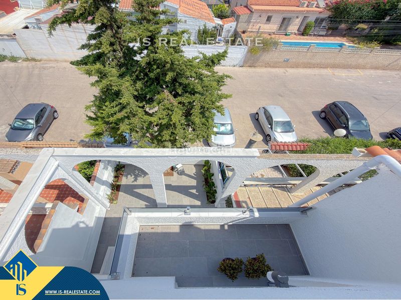 Foto fbf0caaa-eb4a-4e03-8425-d81c4504bb5a. Casa amb piscina a nueva Torrevieja Torrevieja