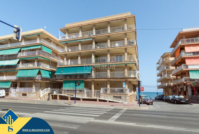 Foto a1afc75e-cd63-4949-b658-5f5253b3aa36. Pis a Playa de los Náufragos Torrevieja