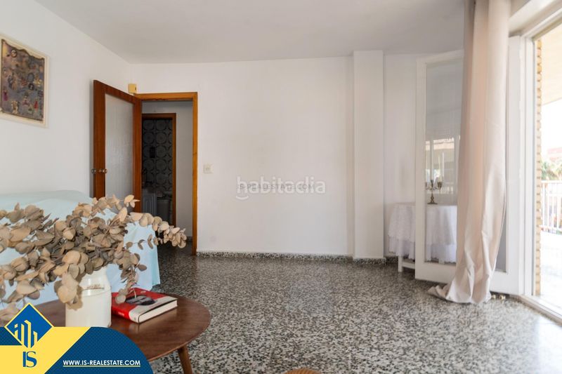 Foto c8f1b7a3-fed5-450c-ab52-3496aed7383e. Pis a Playa de los Náufragos Torrevieja