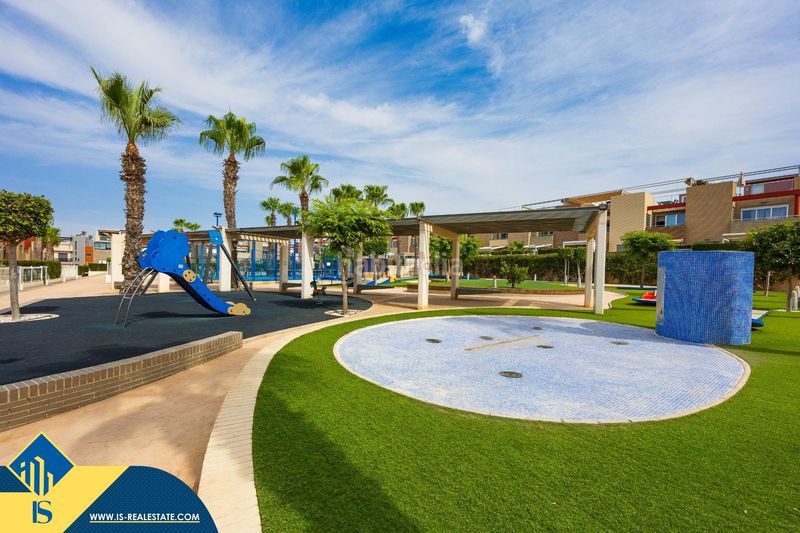 Foto 866685cb-3a72-4b1e-9504-ff2065d99921. Casa amb aparcament piscina a Parque Acuático - Sector 25 Torrevieja