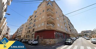Apartament a Avenida Habaneras - Curva de Palangre. Apartamento reformado con terraza, en la provincia de alicante,