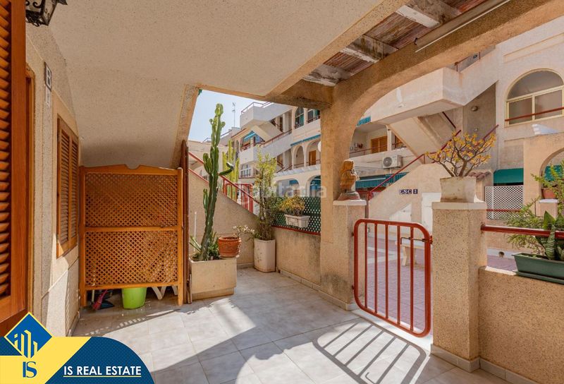 Foto 66cc1958-0844-464a-b9b1-212f09d45493. Casa amb calefacció a El Acequión Torrevieja