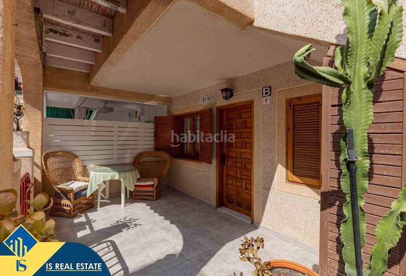 Foto f451161d-05ff-44cf-bc88-cd972c7c190f. Casa amb calefacció a El Acequión Torrevieja